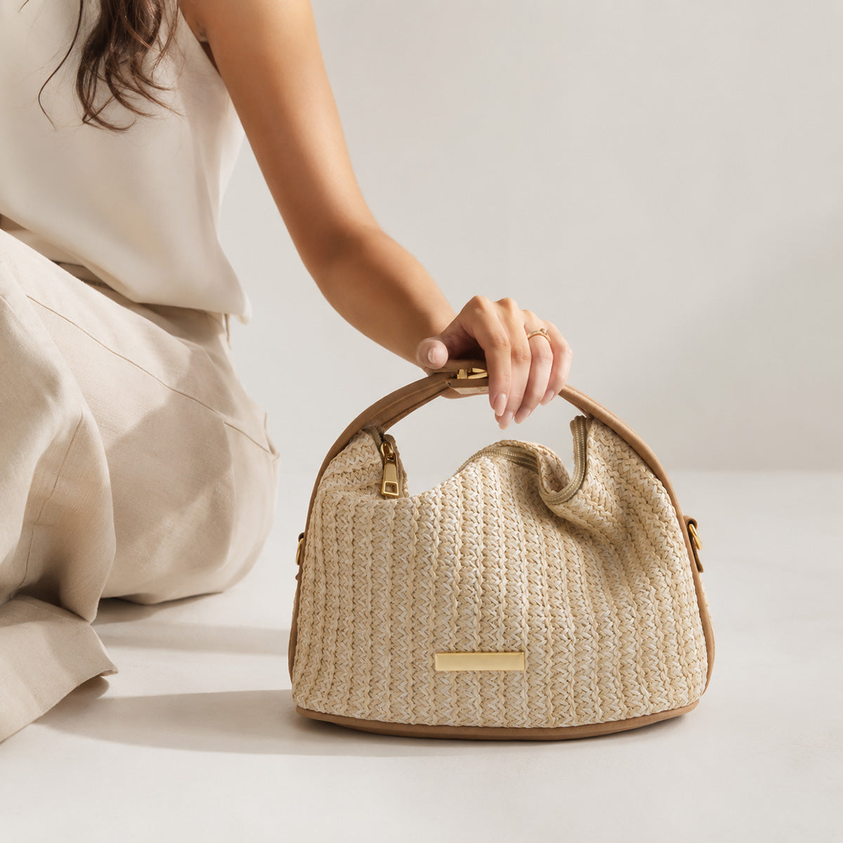 BOLSA LADY PAULINA TIPO PAJA CAFE