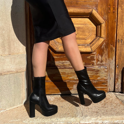 Botín con plataforma para Mujer Lady Paulina Riana 31801